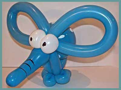 bjorns-blue-twisty-balloon